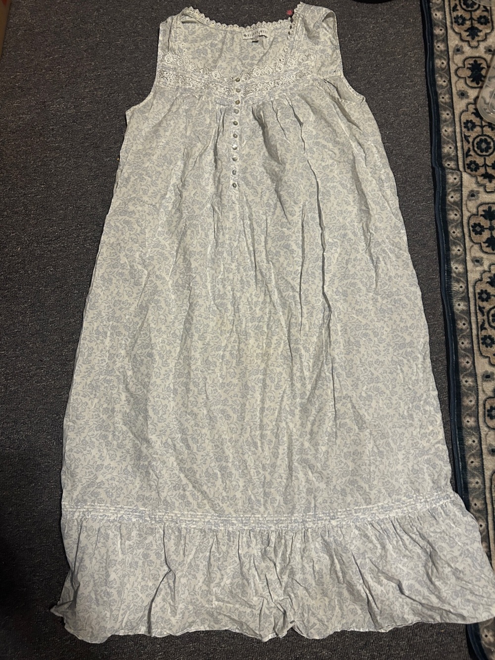 Eileen West White Floral Maxi night gown with Lace Trim - Picture 2 of 6